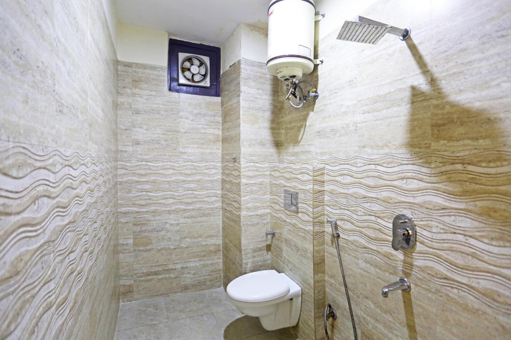 Hotel The Kiara Near Delhi Airport New Delhi Exterior photo